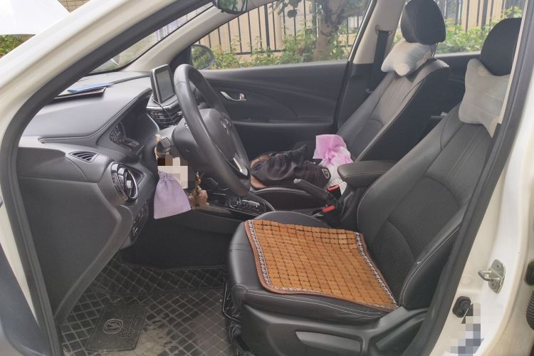 Used CHANGAN Alsvin 2019 1.5L DCT Luxury Version China VI Standard Left Front Seat