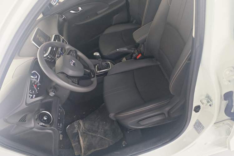 Used CHANGAN Alsvin 2019 1.4L Manual Luxury Version China VI Standard Left Front Seat