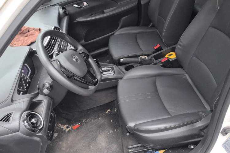 Used CHANGAN Alsvin 2019 1.5L DCT Luxury Version China VI Standard Left Front Seat