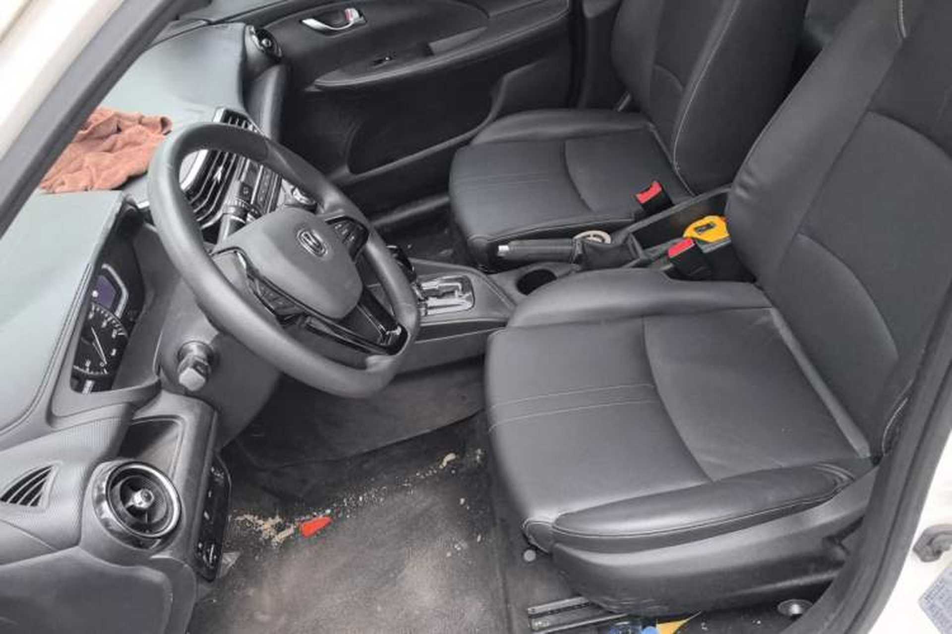Used CHANGAN Alsvin 2019 1.5L DCT Luxury Version China VI Standard Left Front Seat