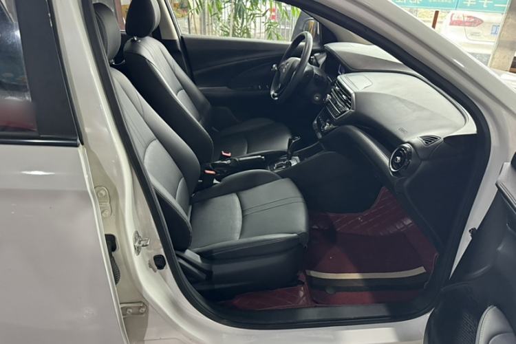 Used CHANGAN Alsvin 2019 1.5L DCT Comfort Model China VI Standard Left Front Seat