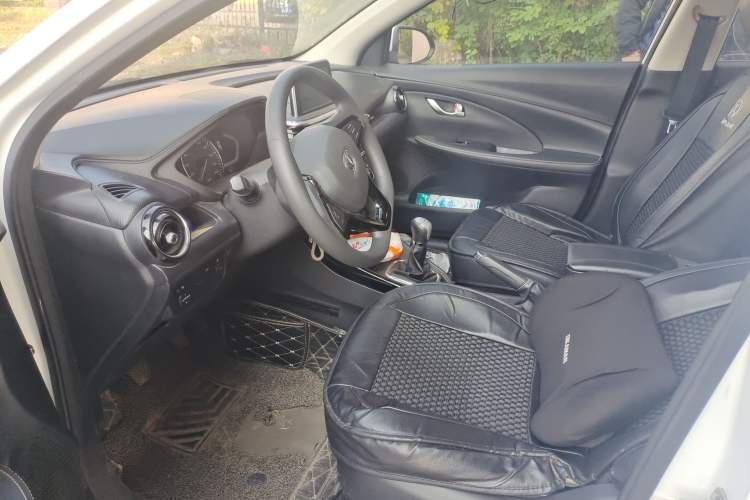 Used CHANGAN Alsvin 2019 1.4L Manual Comfort Edition China VI Standard Left Front Seat