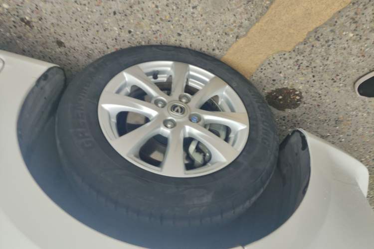 Used CHANGAN Alsvin 2019 1.5L DCT Comfort Model China VI Standard Left Front Wheel Hub