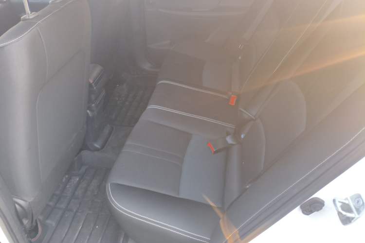 Used CHANGAN Alsvin 2019 1.4L Manual Comfort Edition China VI Standard Left Rear Seat