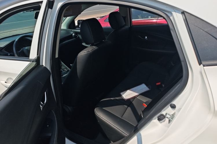 Used CHANGAN Alsvin 2019 1.5L DCT Comfort Model China VI Standard Left Rear Seat