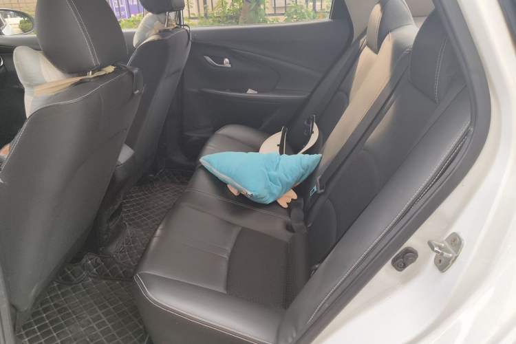 Used CHANGAN Alsvin 2019 1.5L DCT Luxury Version China VI Standard Left Rear Seat