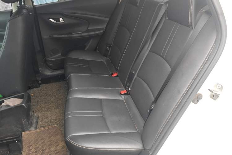 Used CHANGAN Alsvin 2019 1.5L DCT Comfort Model China VI Standard Left Rear Seat