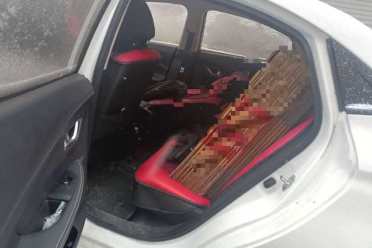 Used CHANGAN Alsvin 2019 1.4L Manual Comfort Edition China VI Standard Left Rear Seat