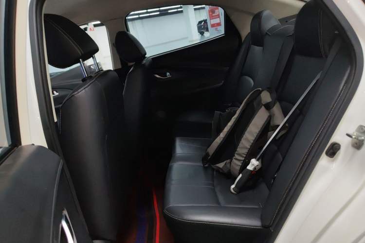 Used CHANGAN Alsvin 2019 1.5L DCT Comfort Model China VI Standard Left Rear Seat