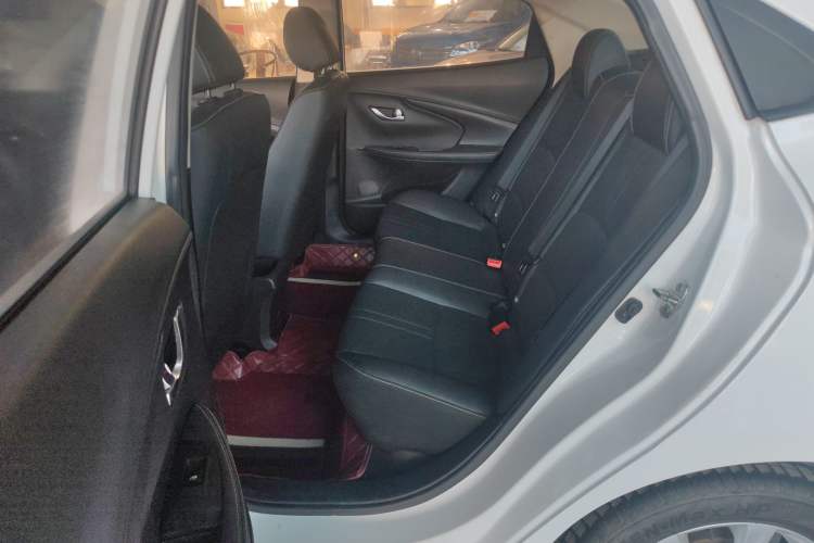 Used CHANGAN Alsvin 2019 1.5L DCT Comfort Model China VI Standard Left Rear Seat
