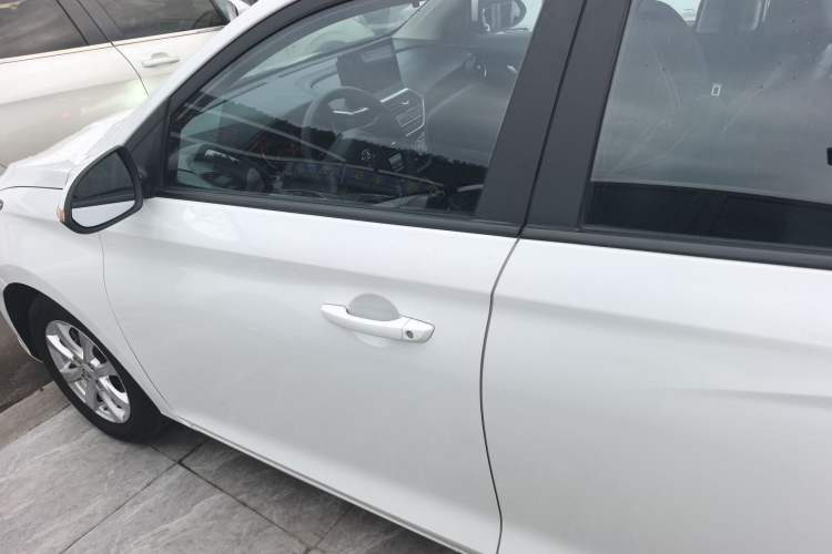 Used CHANGAN Alsvin 2019 1.5L DCT Comfort Model China VI Standard Left Side