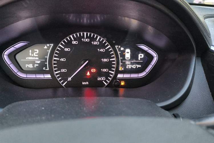 Used CHANGAN Alsvin 2019 1.5L DCT Luxury Version China VI Standard Odometer Close Up