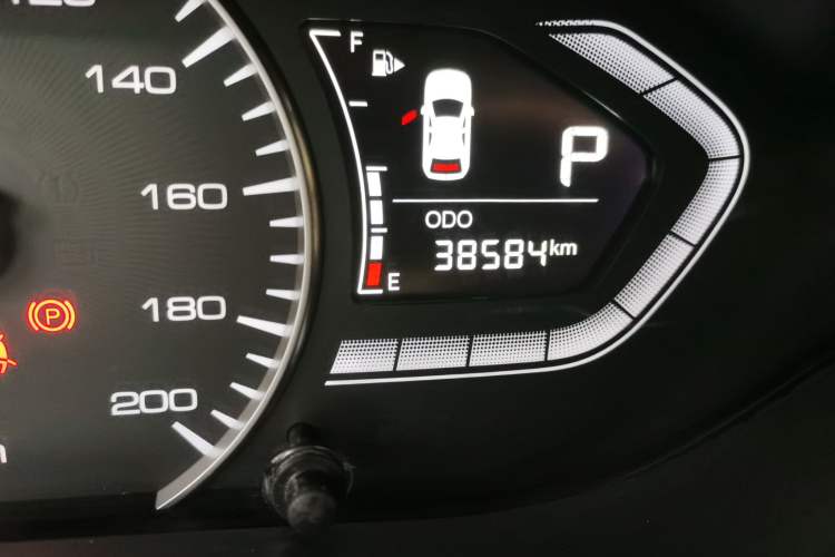 Used CHANGAN Alsvin 2019 1.5L DCT Comfort Model China VI Standard Odometer Close Up