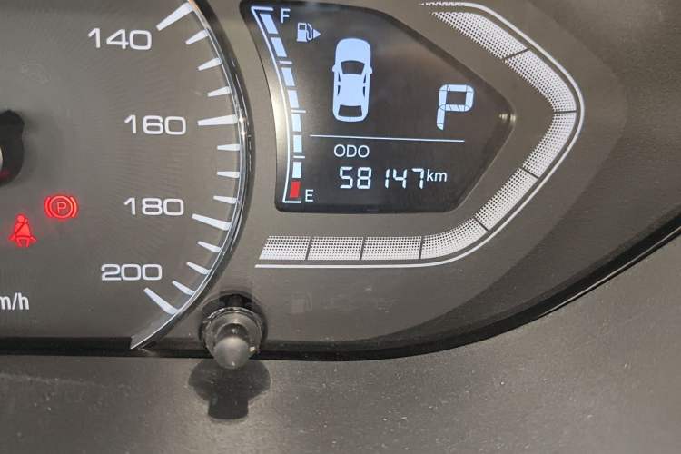 Used CHANGAN Alsvin 2019 1.5L DCT Luxury Version China VI Standard Odometer Close Up