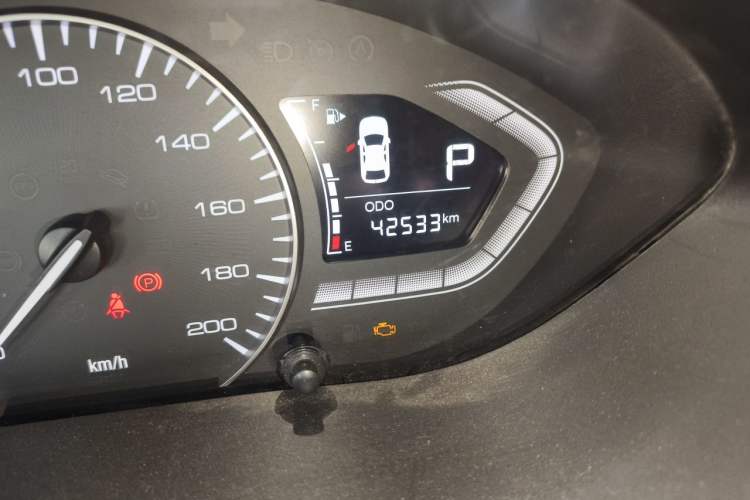 Used CHANGAN Alsvin 2019 1.5L DCT Luxury Version China VI Standard Odometer Close Up