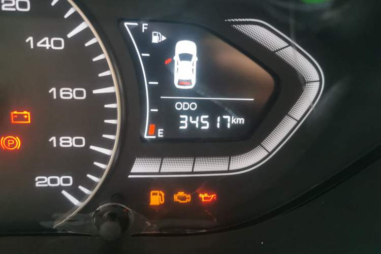 Used CHANGAN Alsvin 2019 1.4L Manual Comfort Edition China VI Standard Odometer Close Up