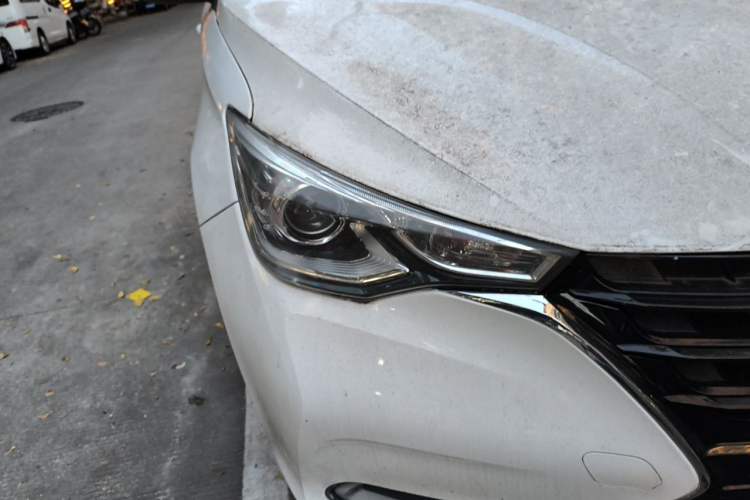 Used CHANGAN Alsvin 2019 1.5L DCT Luxury Version China VI Standard Right Front Headlight