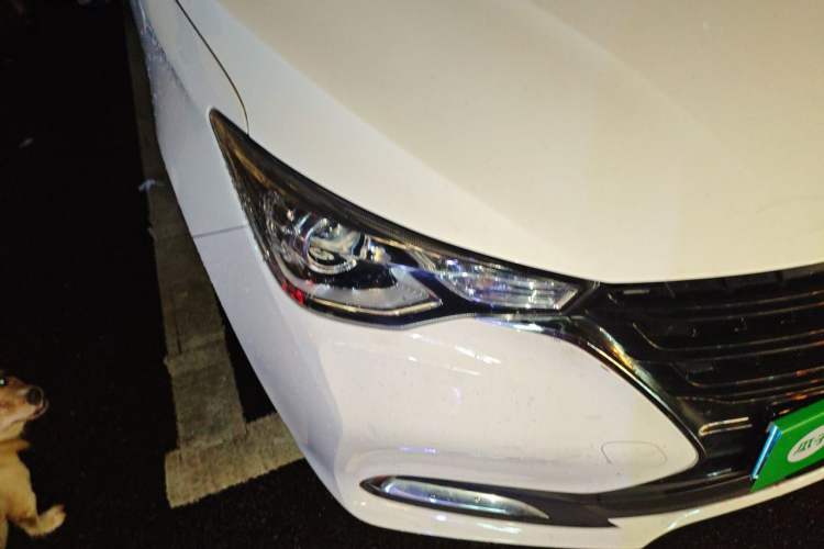 Used CHANGAN Alsvin 2019 1.5L DCT Comfort Model China VI Standard Right Front Headlight