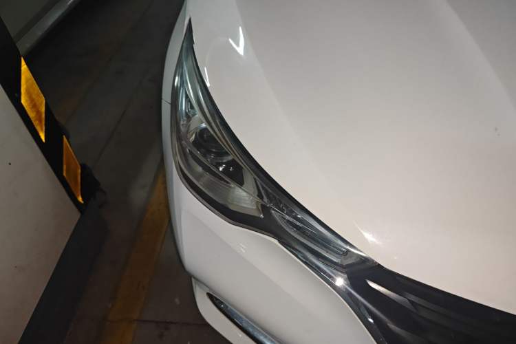 Used CHANGAN Alsvin 2019 1.5L DCT Comfort Model China VI Standard Right Front Headlight