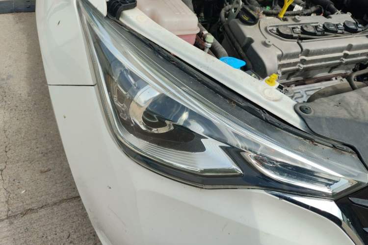 Used CHANGAN Alsvin 2019 1.5L DCT LianDong Cloud Edition Right Front Headlight