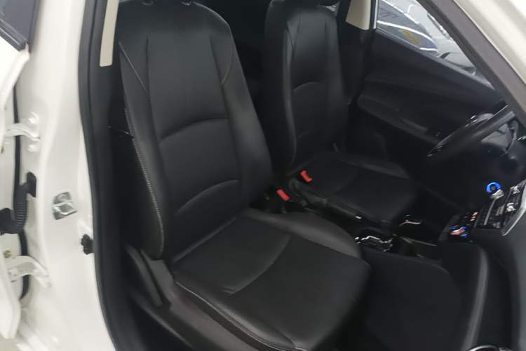 Used CHANGAN Alsvin 2019 1.5L DCT Comfort Model China VI Standard Right Front Seat