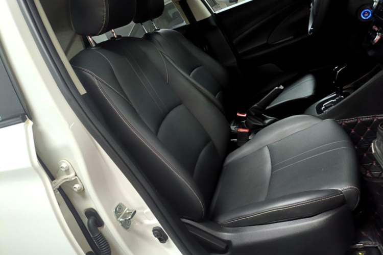 Used CHANGAN Alsvin 2019 1.5L DCT Comfort Model China VI Standard Right Front Seat
