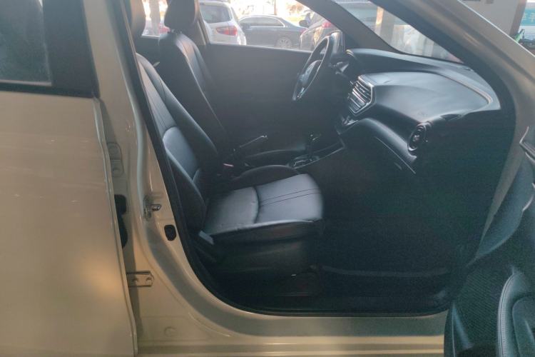 Used CHANGAN Alsvin 2019 1.5L DCT Comfort Model China VI Standard Right Front Seat