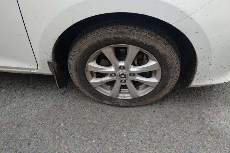 Used CHANGAN Alsvin 2019 1.4L Manual Comfort Edition China VI Standard Right Front Wheel Hub