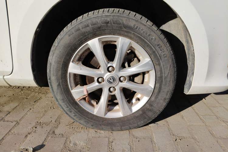 Used CHANGAN Alsvin 2019 1.4L Manual Comfort Edition China VI Standard Right Front Wheel Hub