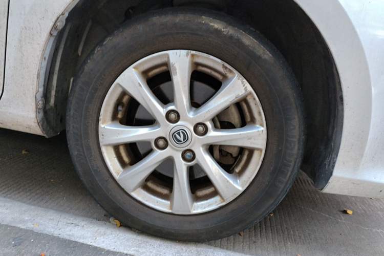 Used CHANGAN Alsvin 2019 1.5L DCT Luxury Version China VI Standard Right Front Wheel Hub