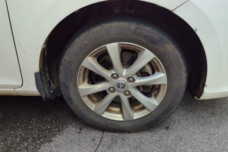 Used CHANGAN Alsvin 2019 1.4L Manual Comfort Edition China VI Standard Right Front Wheel Hub