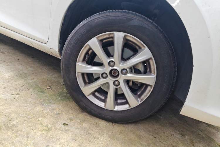 Used CHANGAN Alsvin 2019 1.5L DCT Luxury Version China VI Standard Right Front Wheel Hub