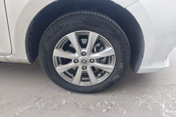 Used CHANGAN Alsvin 2019 1.5L DCT Comfort Model China VI Standard Right Front Wheel Hub