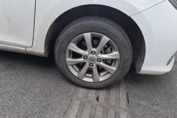 Used CHANGAN Alsvin 2019 1.5L DCT Luxury Version China VI Standard Right Front Wheel Hub