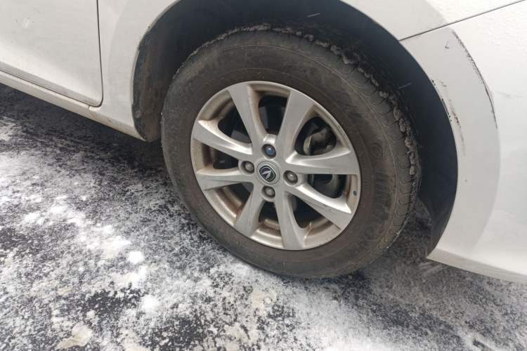 Used CHANGAN Alsvin 2019 1.4L Manual Comfort Edition China VI Standard Right Front Wheel Hub
