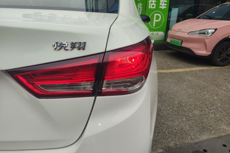 Used CHANGAN Alsvin 2019 1.5L DCT Comfort Model China VI Standard Right Rear Taillight
