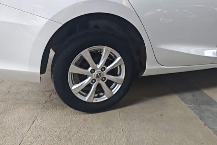 Used CHANGAN Alsvin 2019 1.4L Manual Comfort Edition China VI Standard Right Rear Wheel Hub