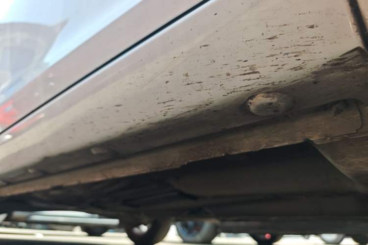 Used CHANGAN Alsvin 2019 1.5L DCT Comfort Model China VI Standard Right Side Sill