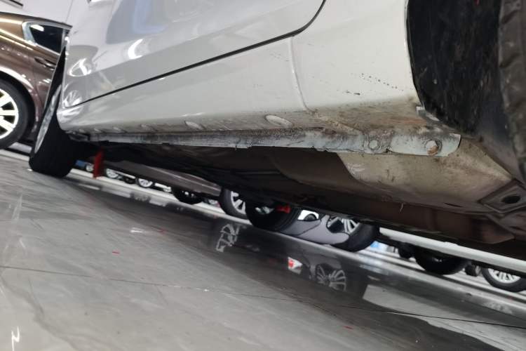 Used CHANGAN Alsvin 2019 1.5L DCT Comfort Model China VI Standard Right Side Sill