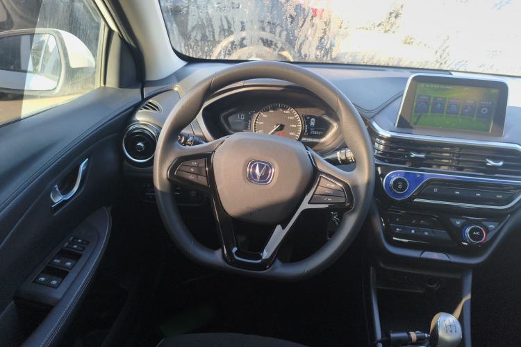 Used CHANGAN Alsvin 2019 1.4L Manual Comfort Edition China VI Standard Steering Wheel