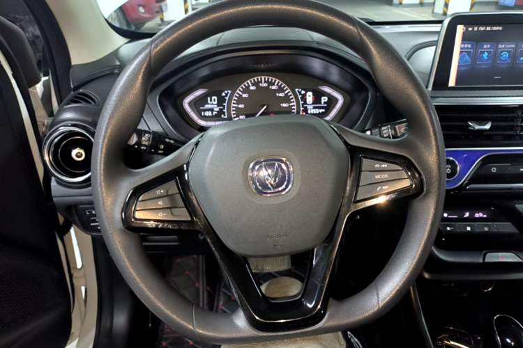 Used CHANGAN Alsvin 2019 1.5L DCT Comfort Model China VI Standard Steering Wheel