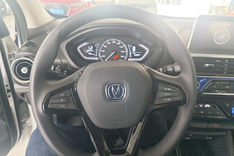 Used CHANGAN Alsvin 2019 1.4L Manual Luxury Version China VI Standard Steering Wheel
