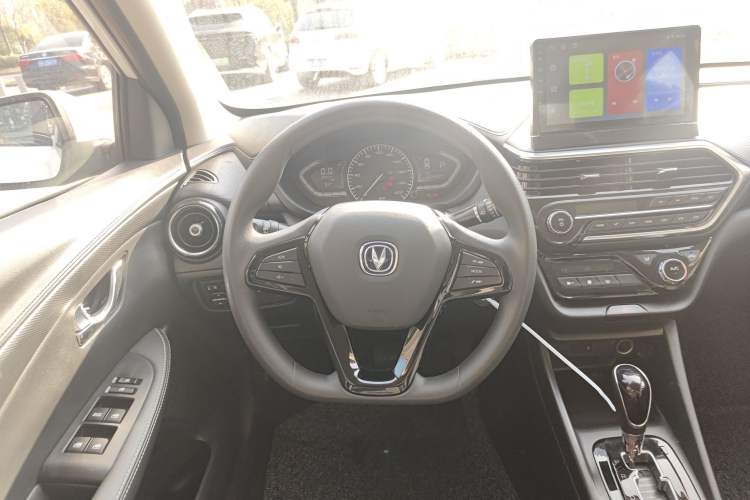 Used CHANGAN Alsvin 2019 1.5L DCT Comfort Model China VI Standard Steering Wheel