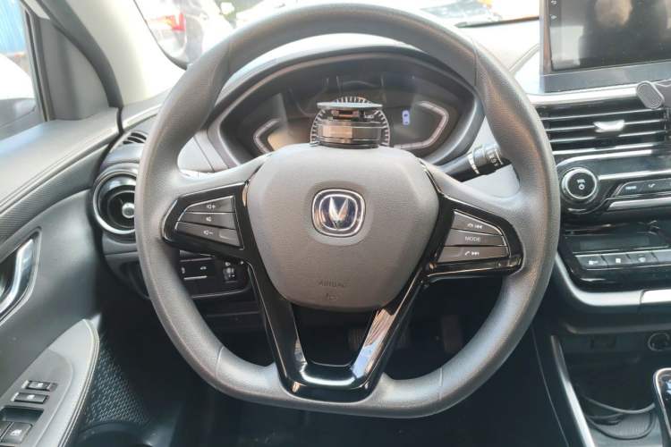 Used CHANGAN Alsvin 2019 1.5L DCT Comfort Model China VI Standard Steering Wheel
