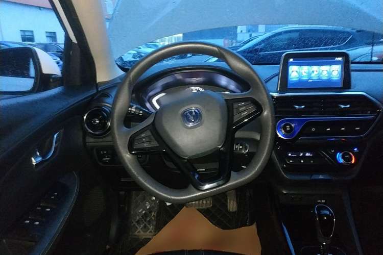 Used CHANGAN Alsvin 2019 1.5L DCT Comfort Model China VI Standard Steering Wheel