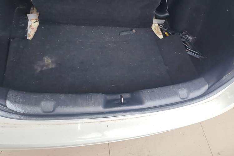 Used CHANGAN Alsvin 2019 1.4L Manual Comfort Edition China VI Standard Trunk