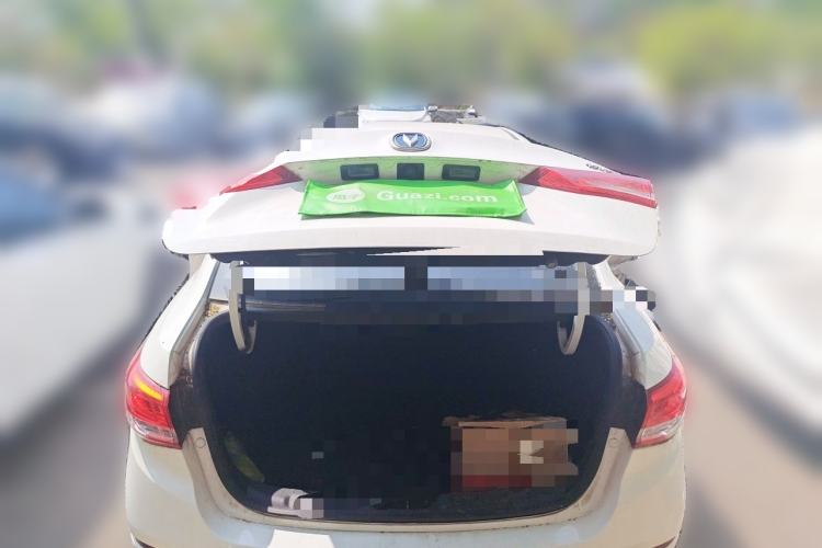 Used CHANGAN Alsvin 2019 1.5L DCT Comfort Model China VI Standard Trunk