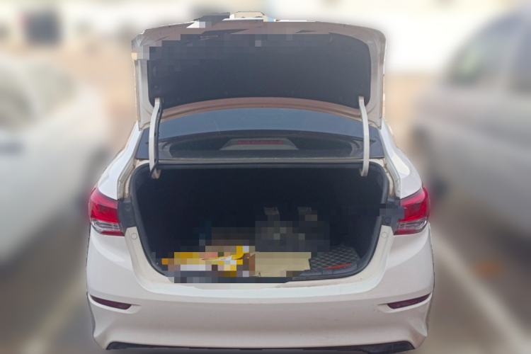 Used CHANGAN Alsvin 2019 1.4L Manual Comfort Edition China VI Standard Trunk