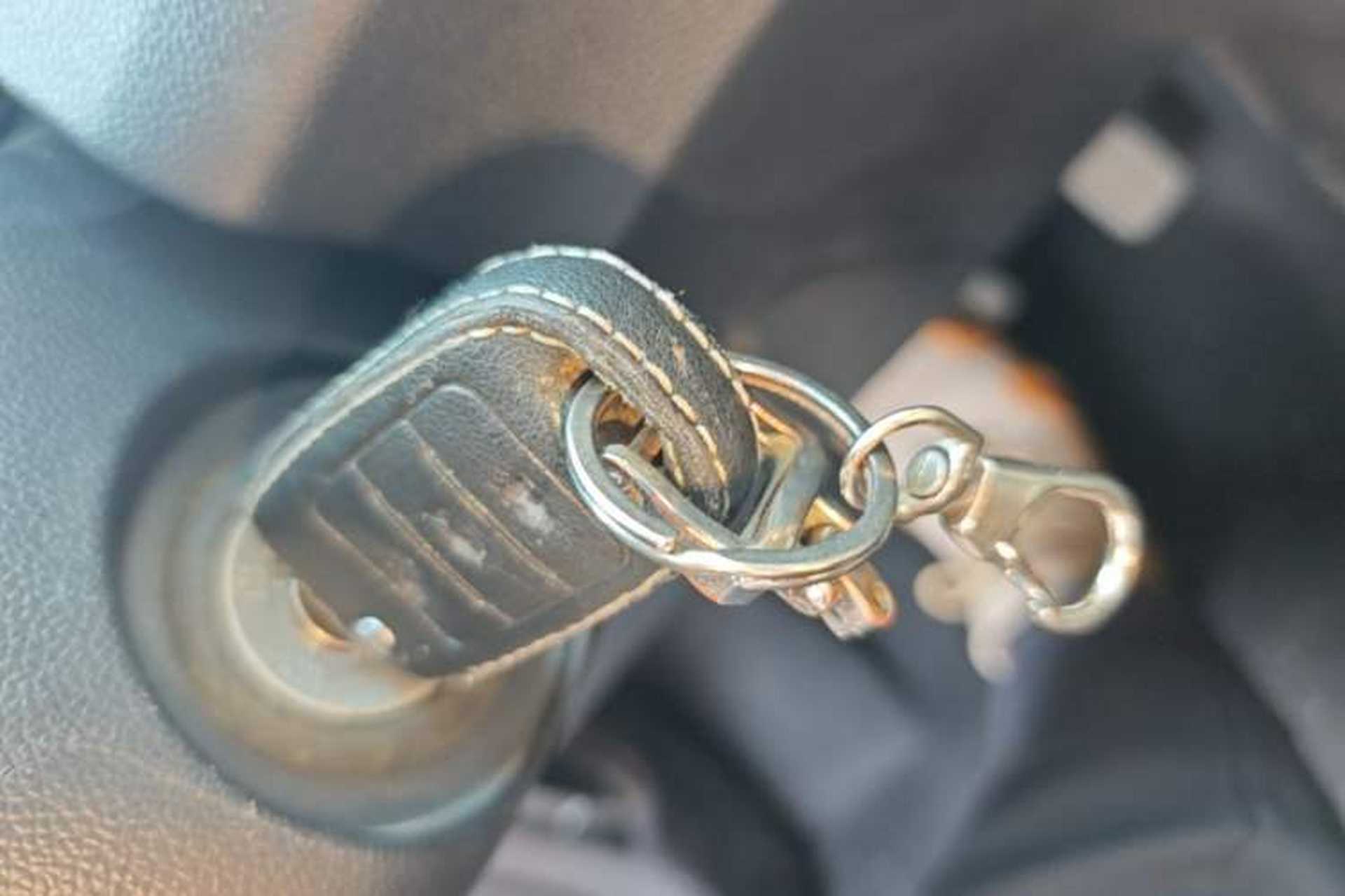 Used CHANGAN Alsvin 2019 1.5L DCT Comfort Model China VI Standard Vehicle Key
