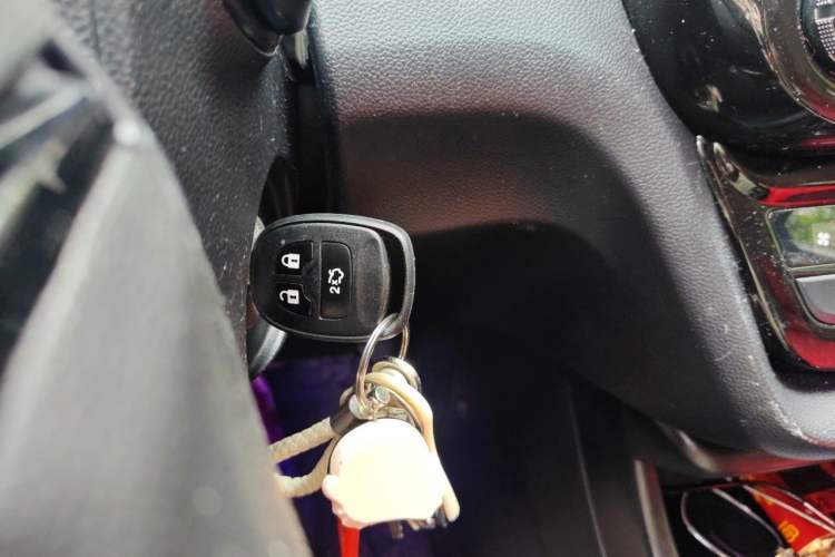 Used CHANGAN Alsvin 2019 1.5L DCT Luxury Version China VI Standard Vehicle Key